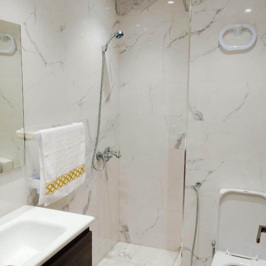 Super Apartement Totalement Neuf A Cote De Marjane Avec La Climatisation Et Wifi Tanger Eksteriør billede